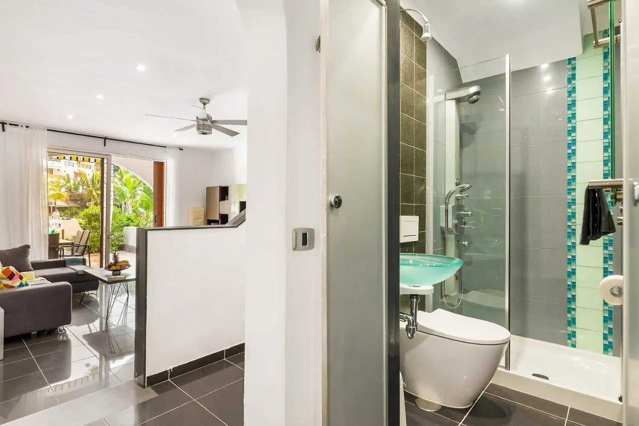 Fantastic Townhouse In The Centre Of Las Americas Playa de las Americas  Villa